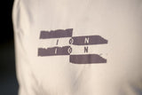 ION Wetshirt LS men 2025 Langarmshirt weiß mit ION Logo Frontansicht