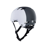 ION Slash Core Helmet 2026 weiß-schwarz mit Belüftungsöffnungen und Kinnriemen, Seitenansicht