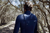 ION Element 2/2 Shorty LS Front Zip 2026 Neoprenanzug in Dunkelblau, Rückansicht, Person von hinten