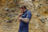 ION Element 2/2 Shorty SS Front Zip 2026 Neoprenanzug in Dunkelblau, Frontansicht mit Frontreißverschluss, Kurzbein und Kurzarm