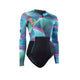 ION Amaze Hot Shorty 1.5 LS Damen Neoprenanzug, farbig gemusterte Oberseite mit schwarzem Unterteil, Frontreißverschluss, Frontalansicht