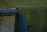 ION Seek Core 4/3 Front Zip Neoprenanzug in Grün mit Frontverschluss, Detail der Materialstruktur