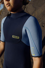 ION Capture 3/2 SS Back Zip Neoprenanzug junior in Dunkelblau und Hellblau, Frontalansicht