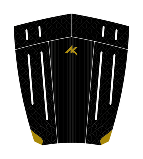 AK TRACTION STAPLEREAR BLACK AND GOLD 2026