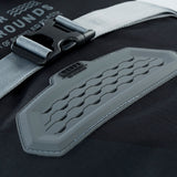 ION Collision Vest Element Side Zip 2026 schwarz-grau mit Schutzpolster Detail Nahaufnahme