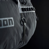 ION Wooly Neopren Beanie 2026 in Grau mit Neoprenmaterial, Detailaufnahme der Verschlüsse und Riemen