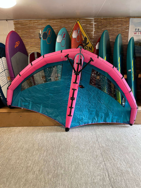 Starboard X Airush FreeWing Air V2 Pink 4.0 2021 (gebraucht) (2)