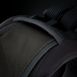 ION Collision Vest Element Side Zip 2026 schwarz, Detailansicht Seitenkonstruktion mit Reißverschluss und Polsterung