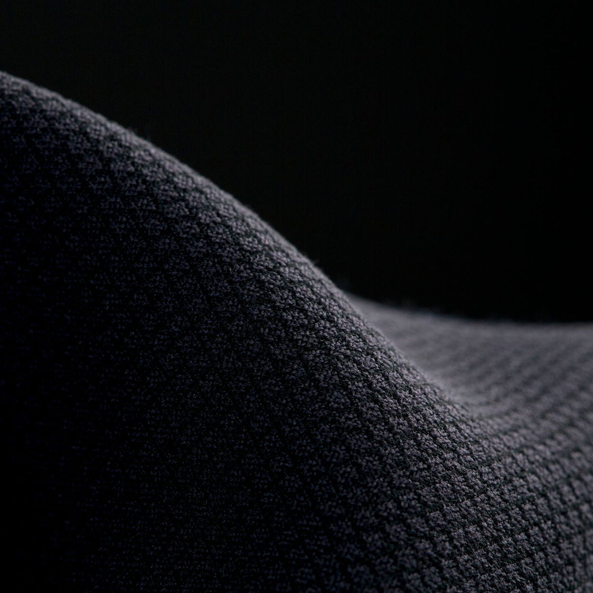 ION Collision Vest Element Side Zip 2026 schwarz, Detailaufnahme des Neoprenmaterials mit Seitenreißverschluss
