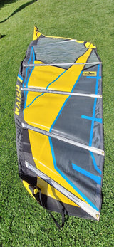 Naish Force5 4.7 (gebraucht)