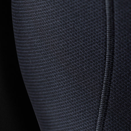 ION Collision Vest Element Side Zip 2026, schwarze Prallschutzweste mit Seitenreißverschluss, Detailansicht des strukturierten Materials