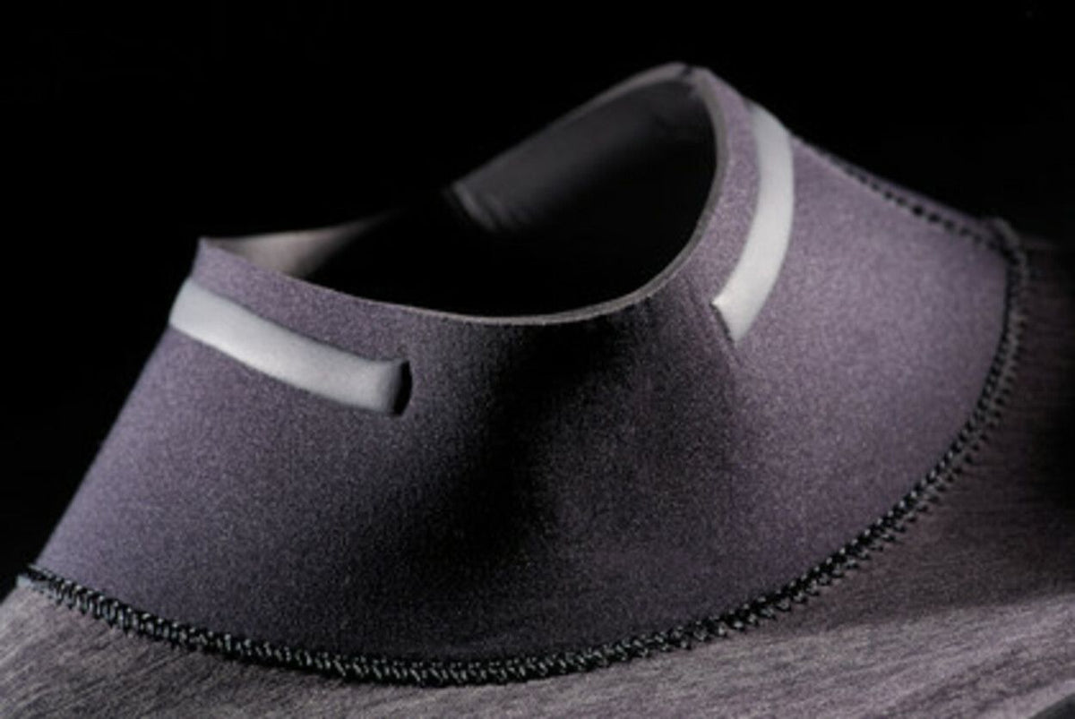 ION Collision Vest Element Side Zip 2026 grau-schwarz, Neopren, Seitlicher Reißverschluss, Detailansicht Halsausschnitt