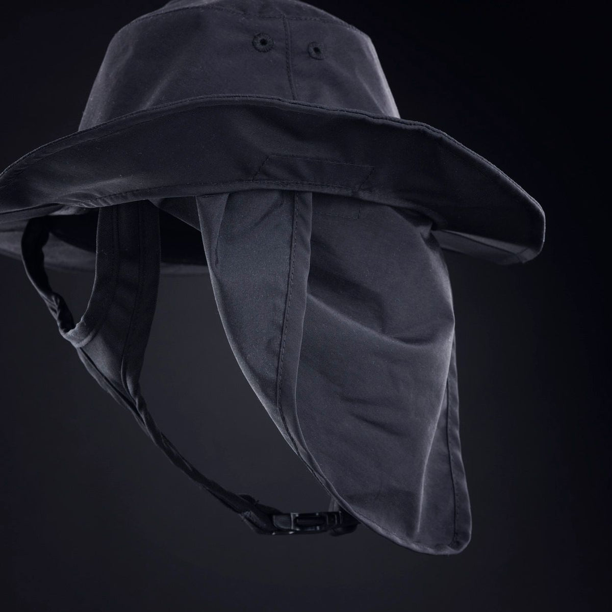 ION Collision Vest Element Side Zip 2026 in Schwarz, Frontalansicht mit Schutzpolsterung und Seitlichem Reißverschluss