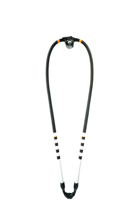 GA-Booms 2026 Black Line Mono Tapered Angelrute, schwarzes Monofilament mit konischen Spitzen und orangefarbenen Akzenten, Frontalansicht