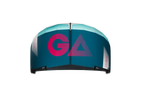 GA-Kites 2026 ONE Kitesegel, Blau-Türkis mit pinkem GA-Logo, Frontalansicht gegen weißen Hintergrund