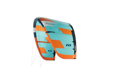 GA-Kites Pure 2026 Kitesegel, türkis-orange, Nylon mit schwarzen Streben und Leinen, Frontalansicht