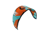 GA Kites MAX 2026 Lenkdrachen orange türkis Frontalansicht mit schwarzen Akzenten