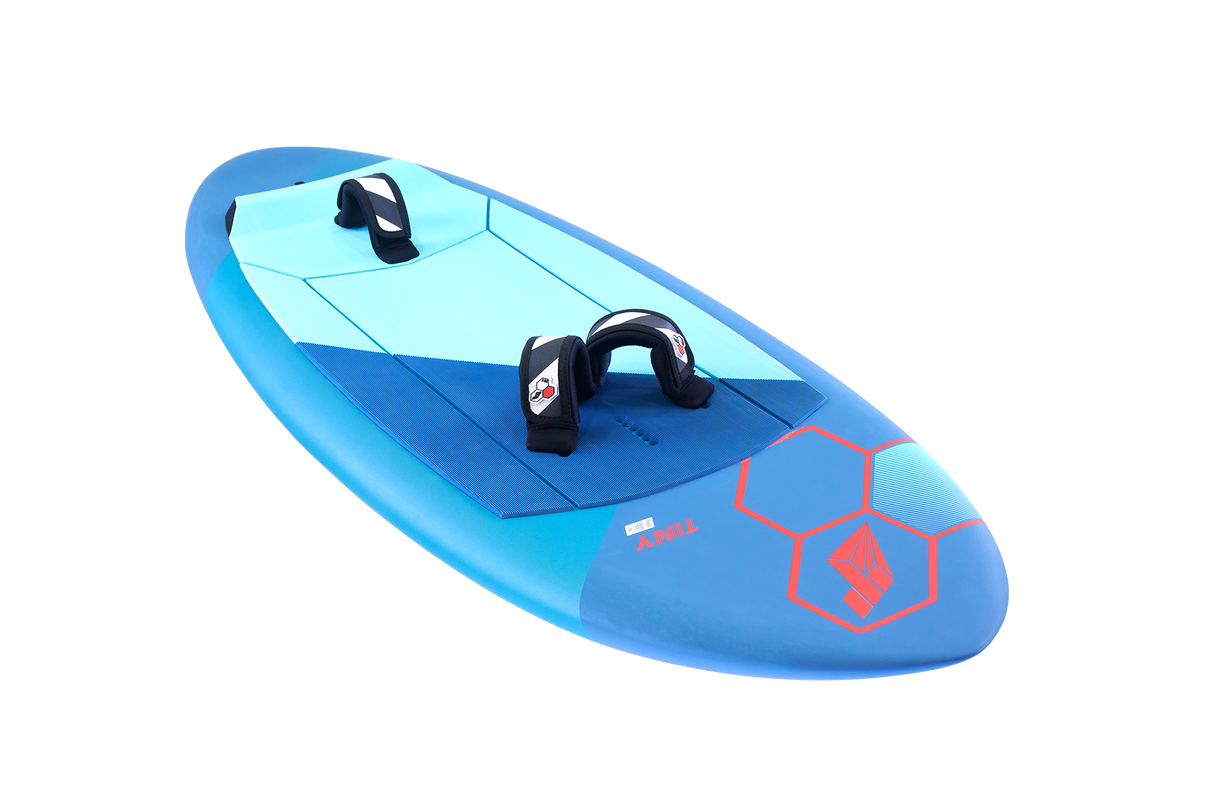 Tabou 2026 Tiny HD Kiteboard in Blau mit roten Grafiken, Draufsicht
