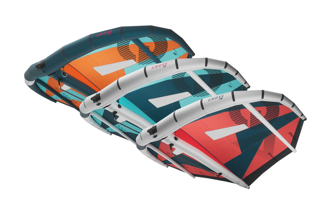 GA-Wing 2026 CROSS LW Kite in Orange, Petrol und Rot, Draufsicht auf drei Varianten mit weißen Traversen