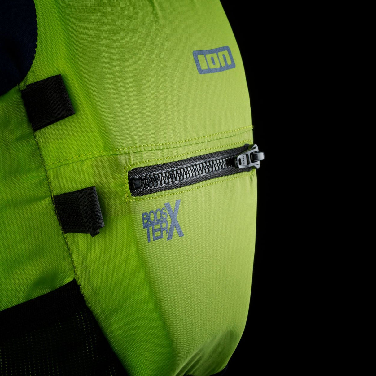 ION Collision Vest Element Side Zip 2026, neongelb mit schwarzem Reißverschluss und Klettverschlüssen, Detailansicht