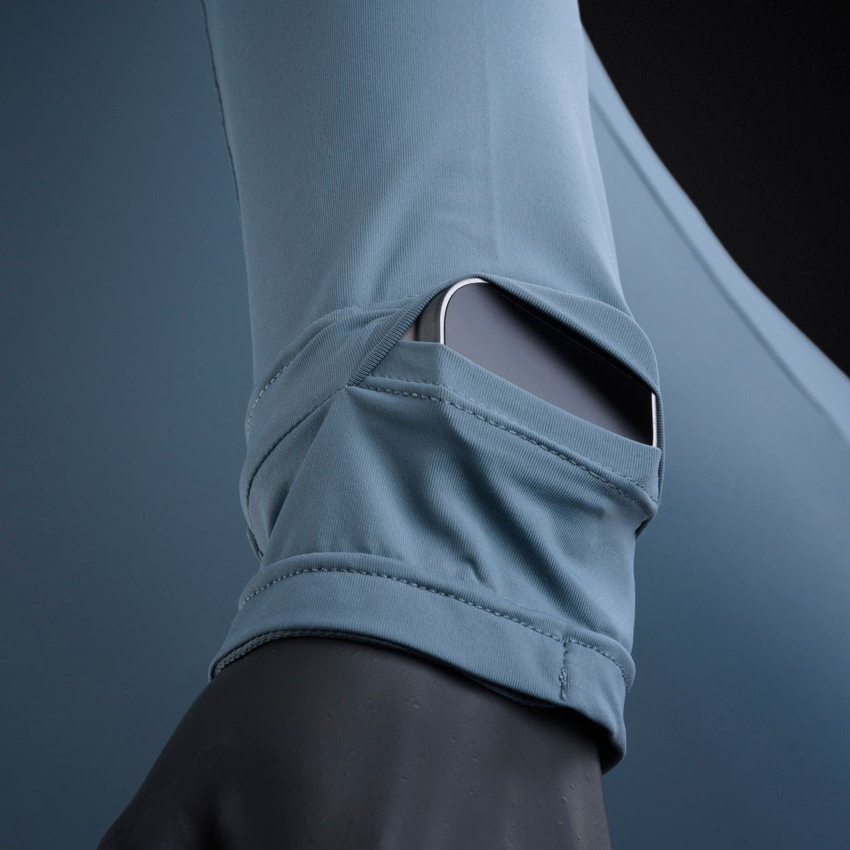 ION Collision Vest Element Side Zip 2026 hellblau mit Seitenreißverschluss, Detailansicht der Tasche