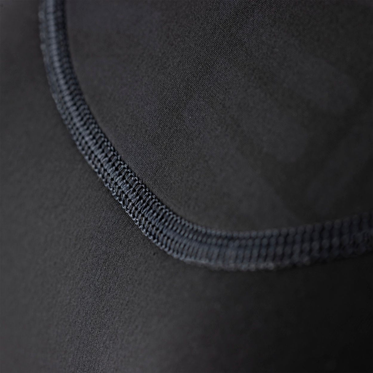 ION Collision Vest Core Front Zip 2026 schwarz mit Reißverschluss Detail Nahaufnahme