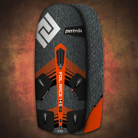 Patrik Foil Race Kiteboard, grau-orange mit schwarzen Verstärkungen, Draufsicht auf Performance-Foil-Board