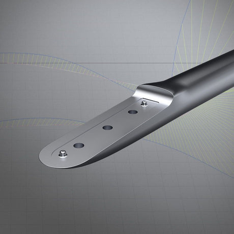 Patrik AEON Fuselages, schwarzes und silbernes Aluminium-Gestänge mit Befestigungslöchern, Detailansicht