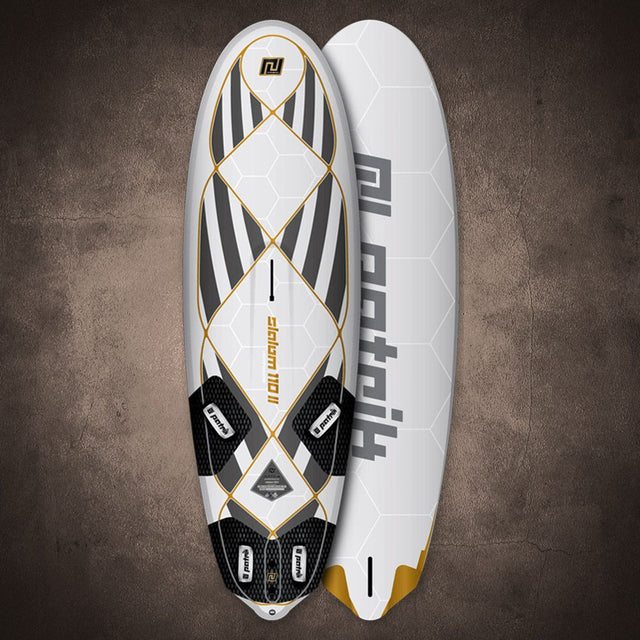 Patrik Slalom AirInside V2 Windsurfboard weiß mit schwarzen Finnen, Draufsicht und Seitenansicht